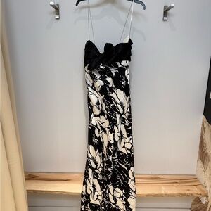 Issue New York Monochrome Floral Maxi Dress